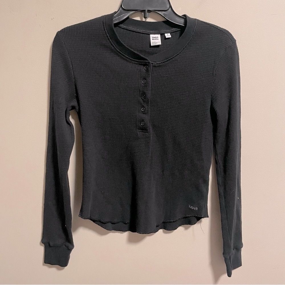 Aritzia Waffle Knit Henley Long Sleeve Top Black Fitted